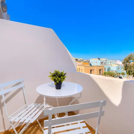 Alexander's Great View Apart Otel 3*