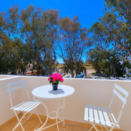 Alexander's Great View Apart Otel